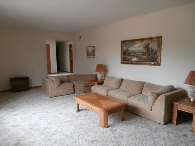 7004 Johnsburg Rd, Spring Grove, IL 60081 photo 3