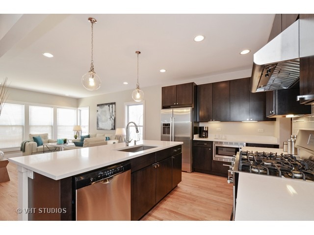 1318 Darrow Ave, Evanston, IL 60201 photo 7