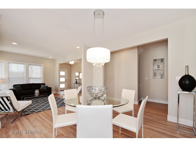 1318 Darrow Ave, Evanston, IL 60201 photo 5