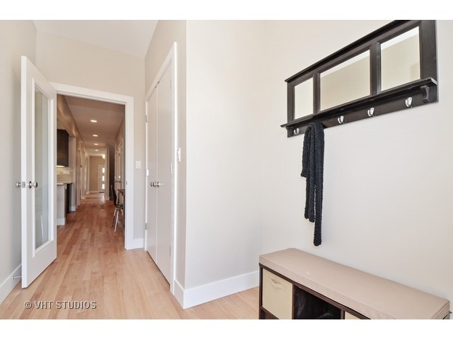 1318 Darrow Ave, Evanston, IL 60201 photo 3