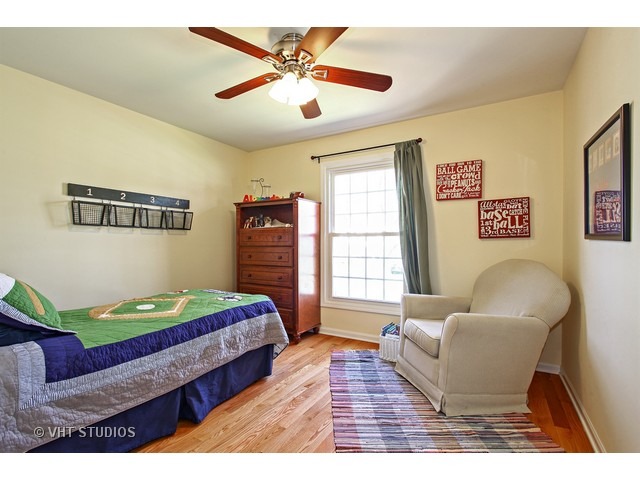 2076 Spring Green Dr, Wheaton, IL 60189 photo 14
