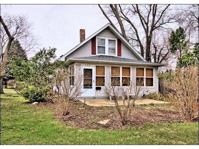 553 Terry Ave, Aurora, IL 60506 photo 1