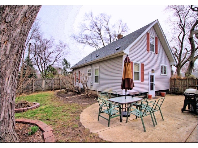 553 Terry Ave, Aurora, IL 60506 photo 22