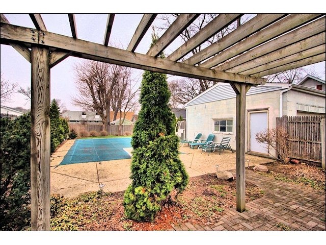 553 Terry Ave, Aurora, IL 60506 photo 24