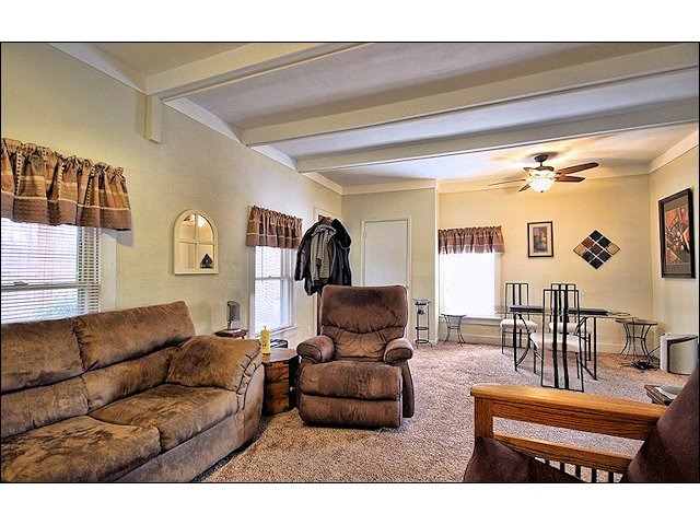 553 Terry Ave, Aurora, IL 60506 photo 6