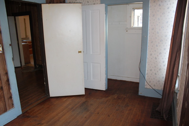 401 Dewey St, Harvard, IL 60033 photo 13