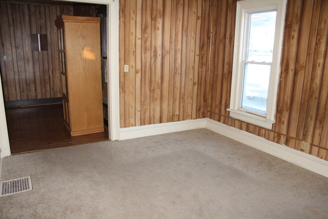 401 Dewey St, Harvard, IL 60033 photo 12
