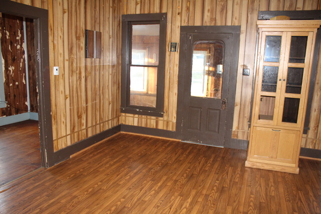 401 Dewey St, Harvard, IL 60033 photo 10
