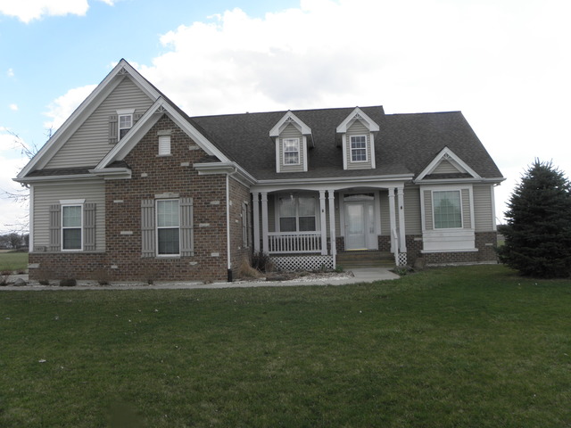 1405 E Braceville Rd, Mazon, IL 60444 photo 1