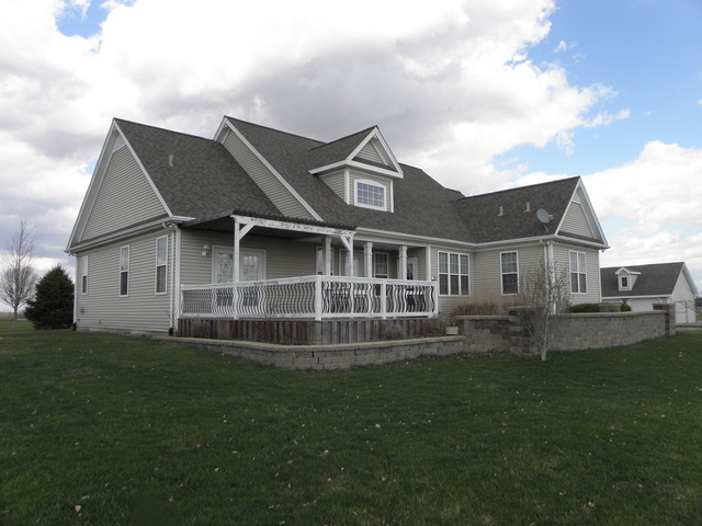 1405 E Braceville Rd, Mazon, IL 60444 photo 3