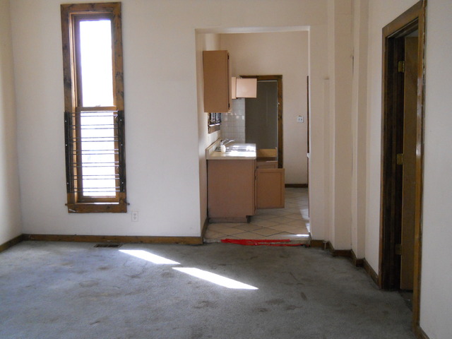 1423 E 71st Pl, Chicago, IL 60619 photo 6