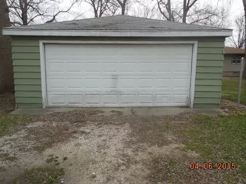 653 S Yates Ave, Kankakee, IL 60901 photo 3