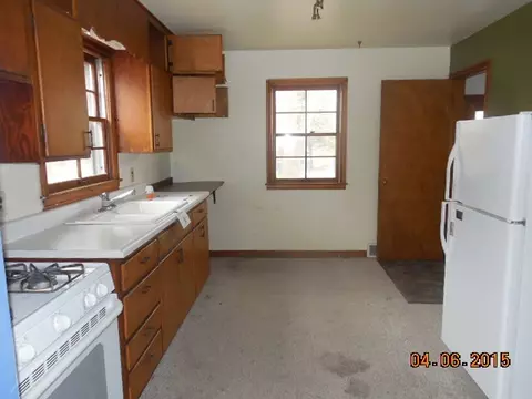 653 S Yates Ave, Kankakee, IL 60901 photo 9