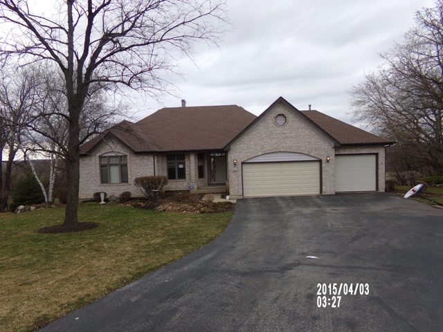 7207 Hillside Dr, Spring Grove, IL 60081 photo 1