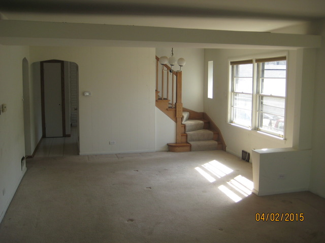 2256 W Terry Ln, Broadview, IL 60155 photo 4