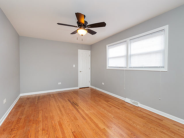 2046 E 93rd St, Chicago, IL 60617 photo 9