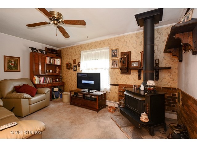 3943 Gloucester Dr, Crete, IL 60417 photo 6