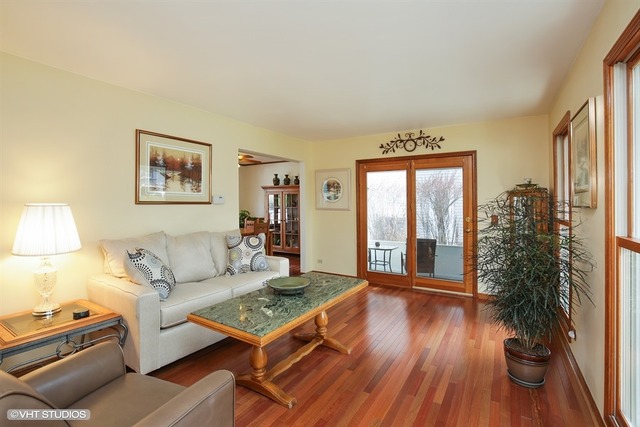 745 N Lyle Ave, Elgin, IL 60123 photo 8