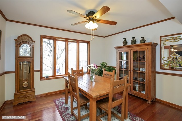 745 N Lyle Ave, Elgin, IL 60123 photo 7