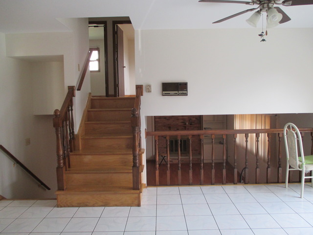 7563 Wakefield Dr, Darien, IL 60561 photo 9
