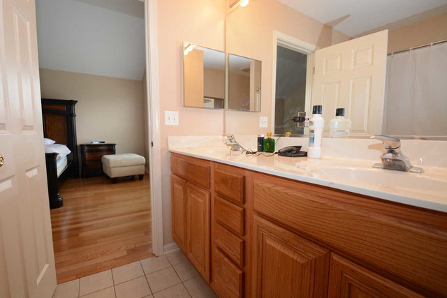 11550 S Olympic Dr, Plainfield, IL 60585 photo 12