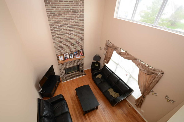 11550 S Olympic Dr, Plainfield, IL 60585 photo 6