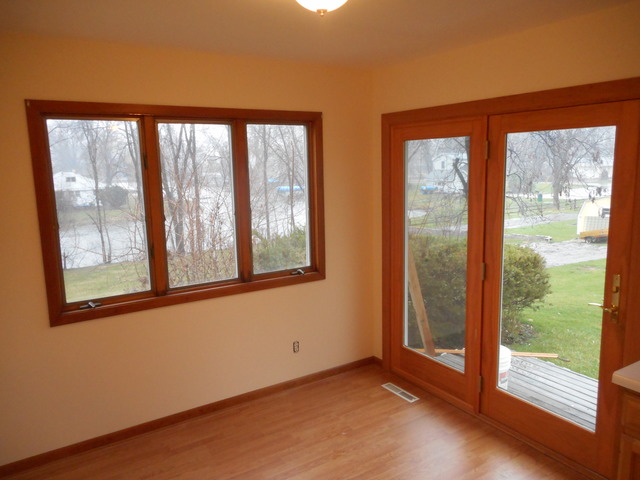 205 W Broadway St, Mchenry, IL 60050 photo 3