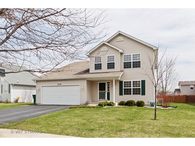 2216 Gray Hawk Dr, Plainfield, IL 60586 photo 1