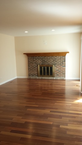 682 Claridge Cir, Hoffman Estates, IL 60169 photo 4