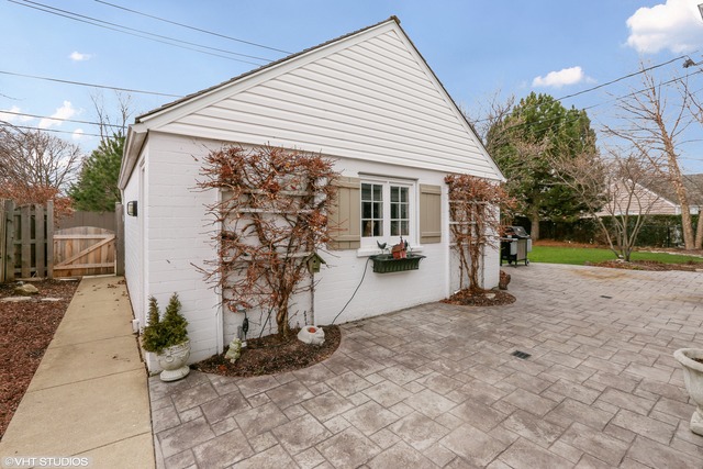 411 E Hillside Ave, Barrington, IL 60010 photo 21
