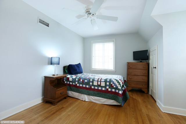 411 E Hillside Ave, Barrington, IL 60010 photo 17