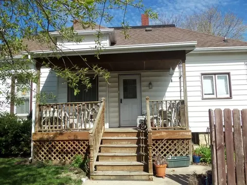 803 E Main St, Morris, IL 60450 photo 5