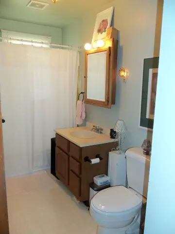 803 E Main St, Morris, IL 60450 photo 9