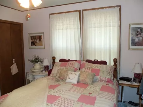 803 E Main St, Morris, IL 60450 photo 8