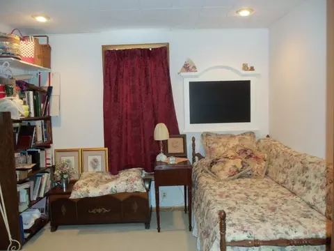 803 E Main St, Morris, IL 60450 photo 10