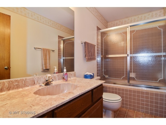 1189 Lynnfield Ln, Bartlett, IL 60103 photo 11