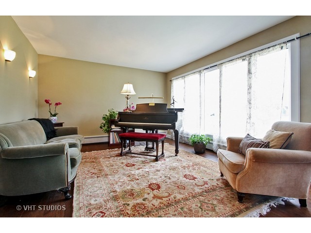 43 Parkview Rd, Glenview, IL 60025 photo 2