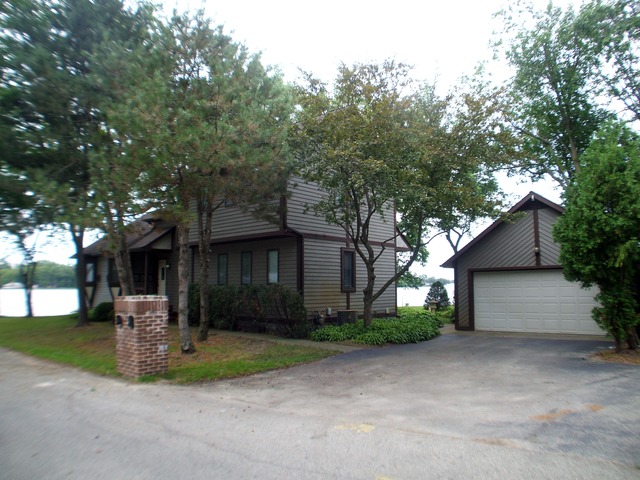 165 Eagle Point Rd, Fox Lake, IL 60020 photo 25