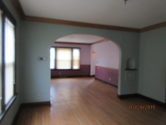 56 Lincoln Ave, Elgin, IL 60120 photo 5