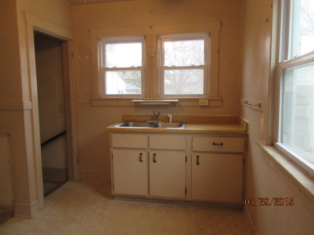 56 Lincoln Ave, Elgin, IL 60120 photo 11