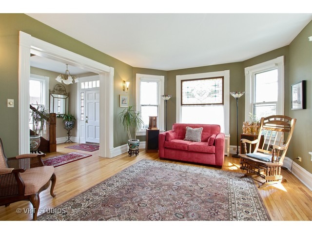 232 Franklin Ave, River Forest, IL 60305 photo 2