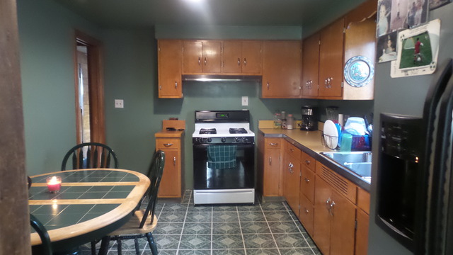 933 St John St, Elgin, IL 60120 photo 4