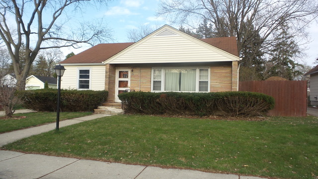 933 St John St, Elgin, IL 60120 photo 1