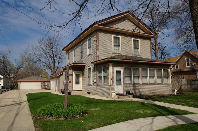 15106 S Fox River St, Plainfield, IL 60544 photo 2
