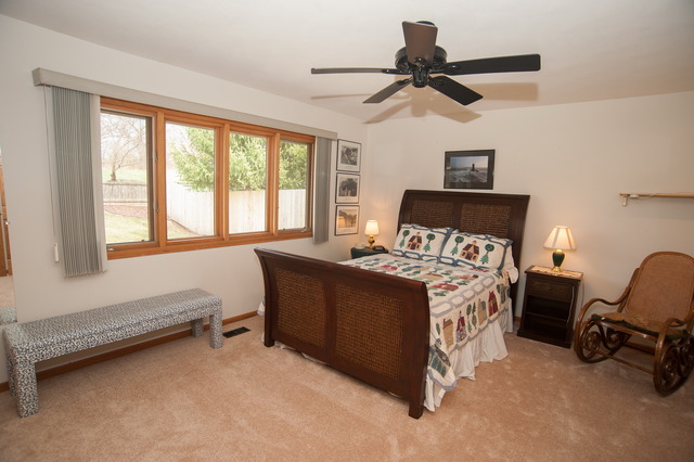 1216 Waltham Ln, Bartlett, IL 60103 photo 20