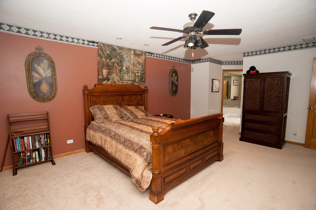1216 Waltham Ln, Bartlett, IL 60103 photo 16