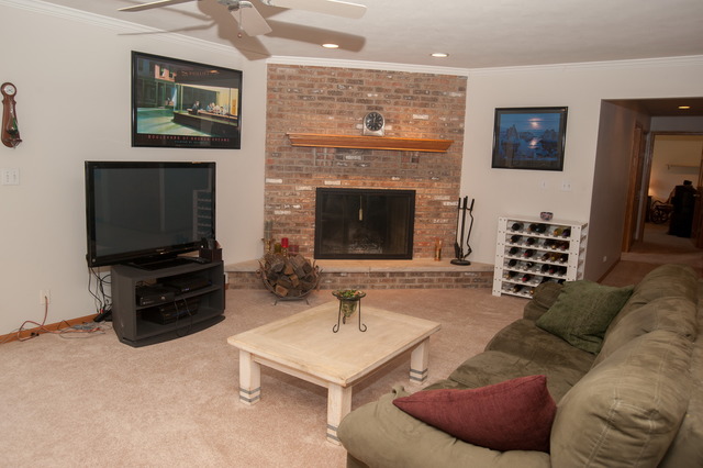 1216 Waltham Ln, Bartlett, IL 60103 photo 14