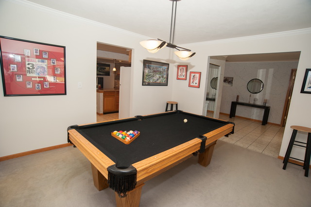 1216 Waltham Ln, Bartlett, IL 60103 photo 5