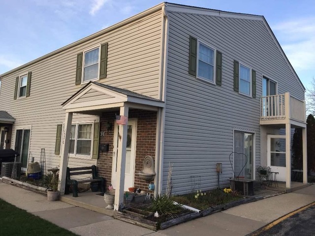 157 Peter Ct #d, Bartlett, IL 60103 photo 1