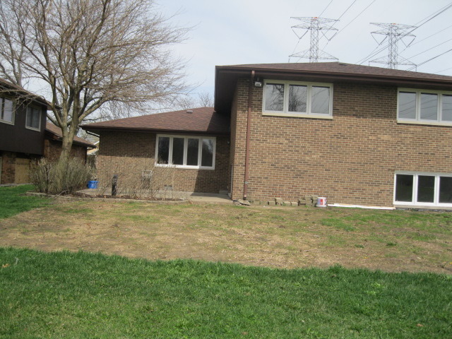 1963 185th St, Lansing, IL 60438 photo 13